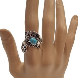 Western Silver turquoise Wrap around Ring Size 7 Bohemian Southwestern *